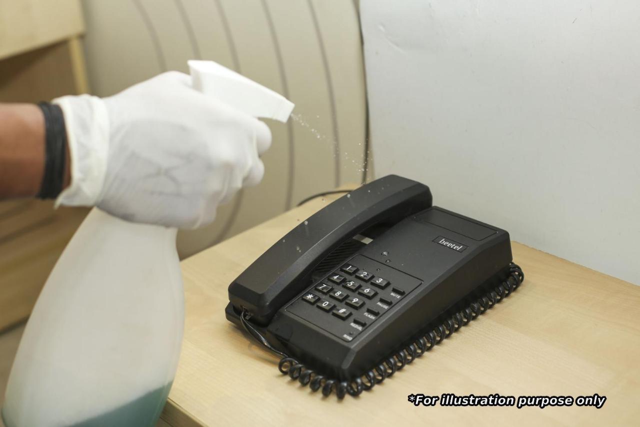 Collection O 76248 Hotel D Crown 뉴델리 외부 사진